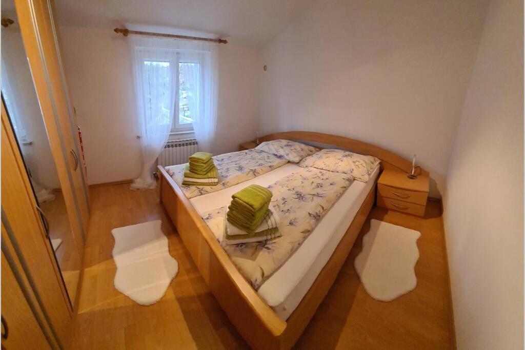 Mitros Apartment Malinska Exteriör bild